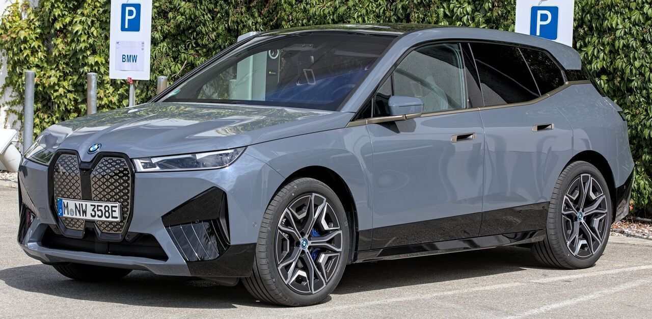 BMW iX, exterieur