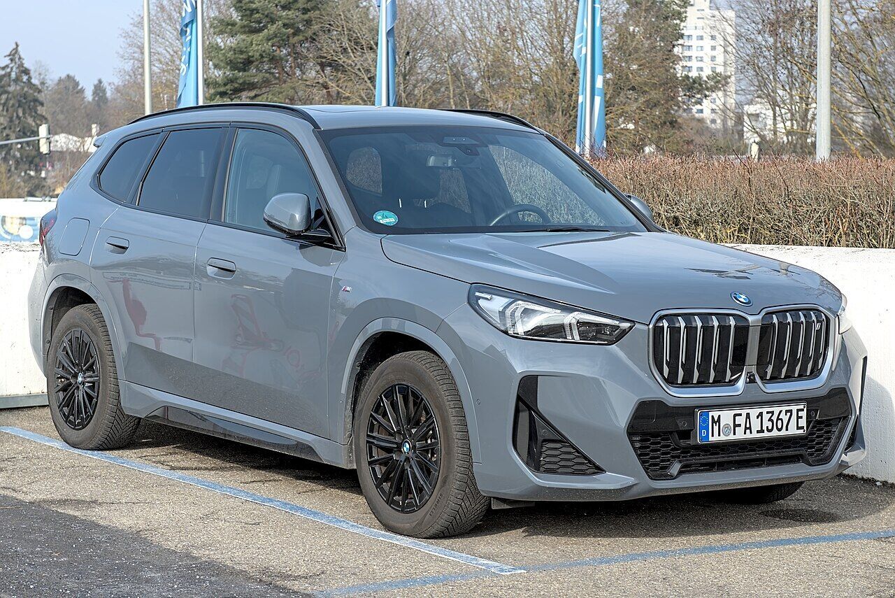 BMW iX1, exterieur