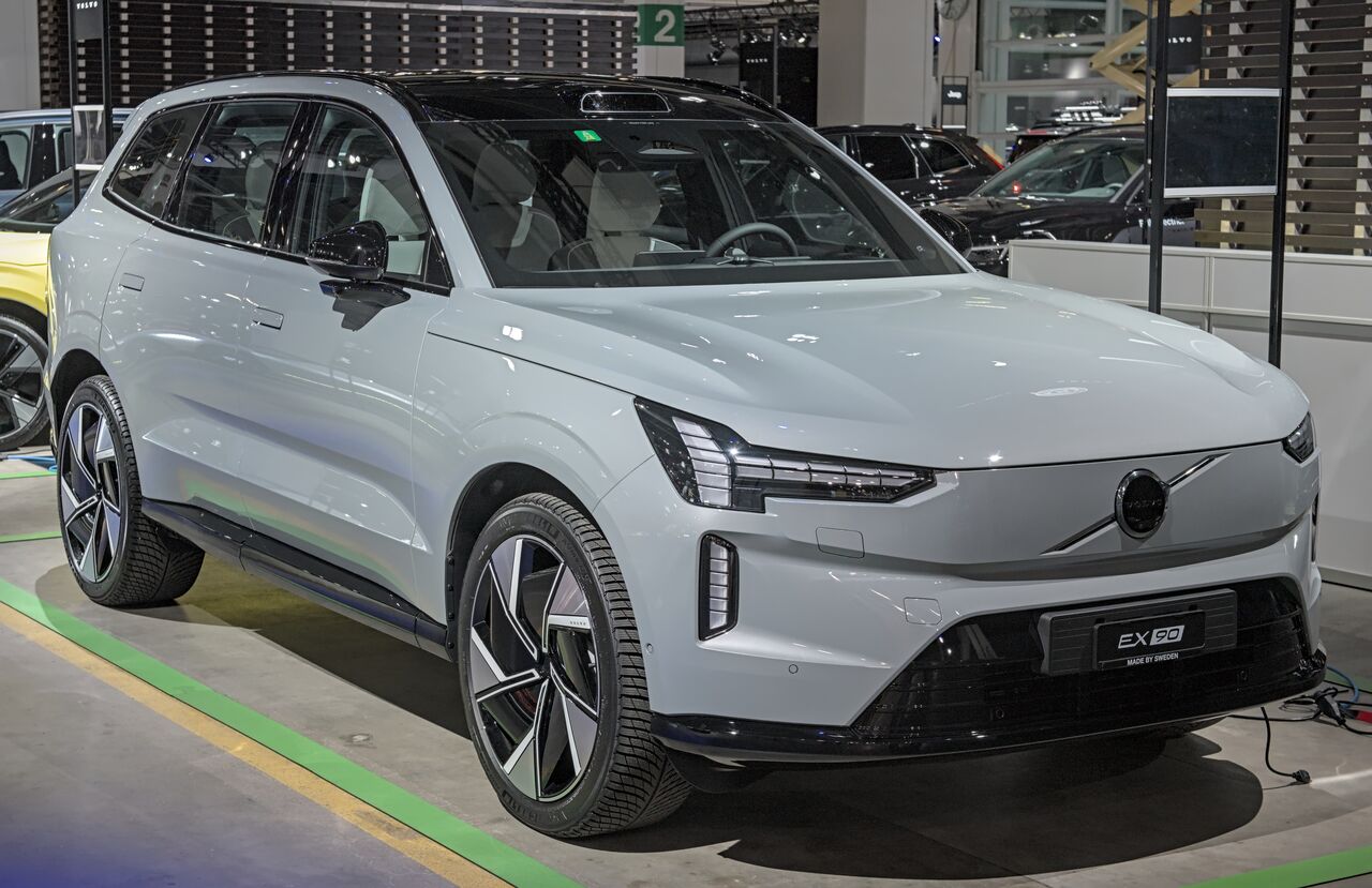 Volvo EX90, exterieur
